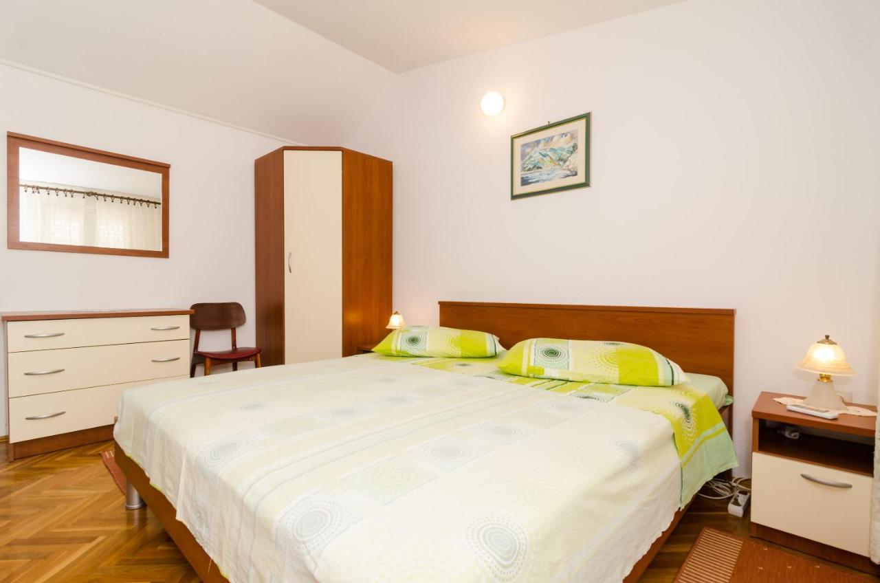 Holiday Home Jasenka Trstenik Тръстеник Екстериор снимка