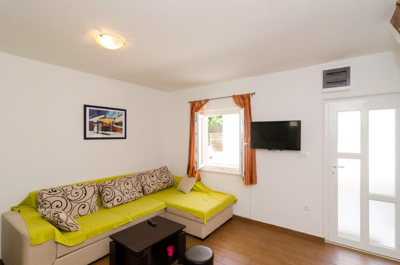 Holiday Home Jasenka Trstenik Тръстеник Екстериор снимка